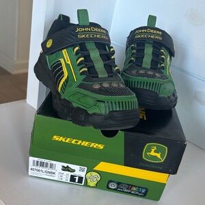 JD Light Up Shoes 😍